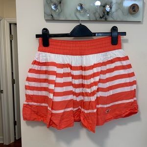 HOLLISTER JUNIOR/TEEN MINI SKATER SKIRT SIZE S